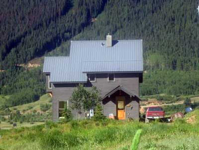 Galland Exterior